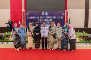 Penamatan dan Pelepasan Siswa Kelas XII, 23 Siswa Raih Penghargaan